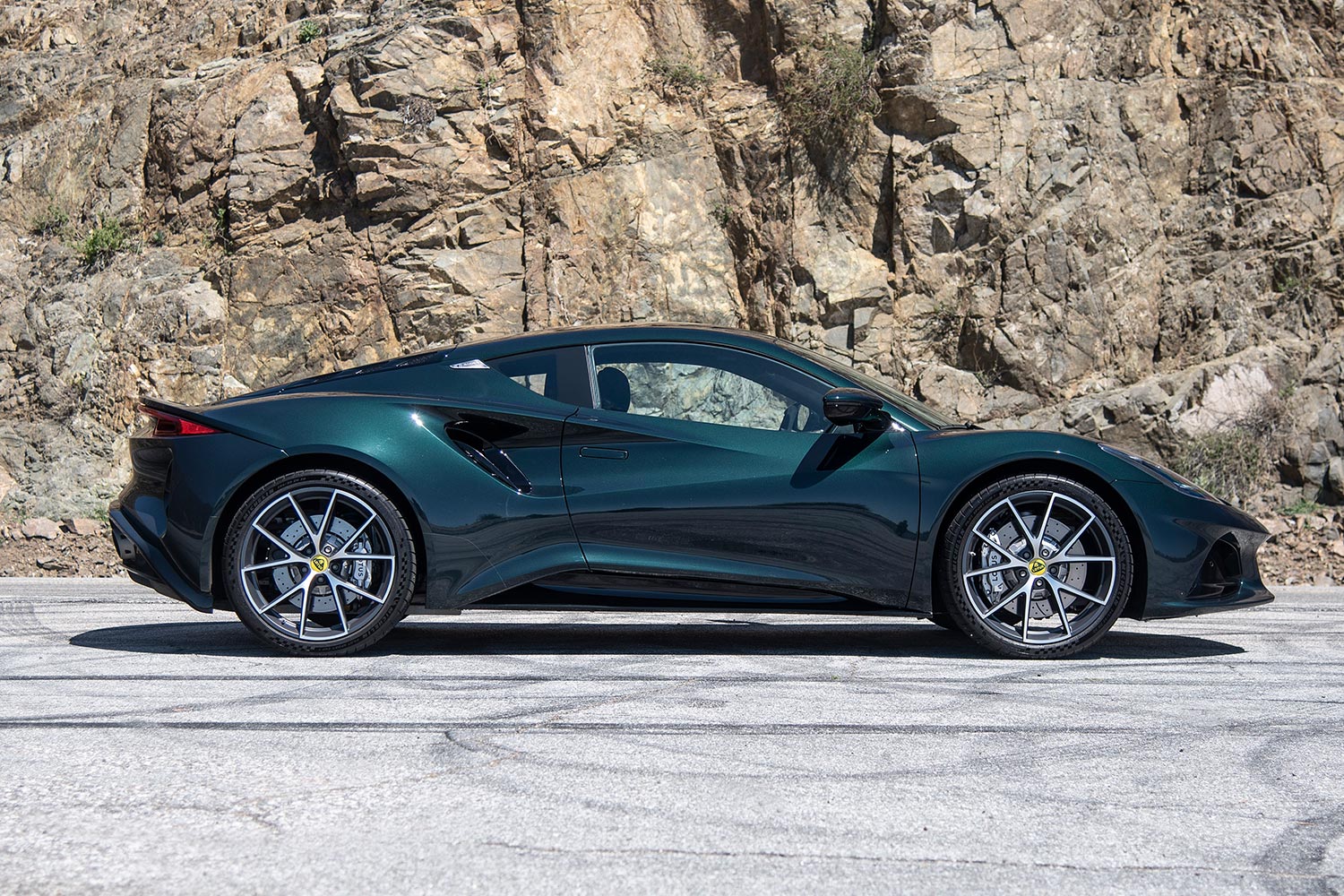 The side profile of the Lotus Emira First Edition V6