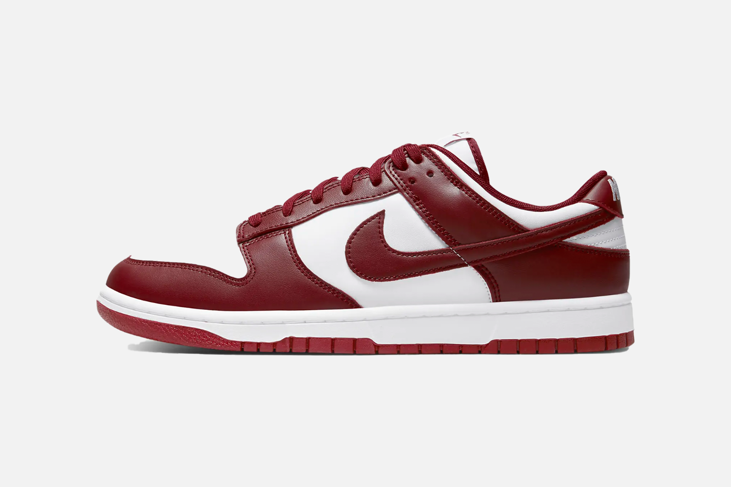 Nike Dunk Low Retro Sneakers