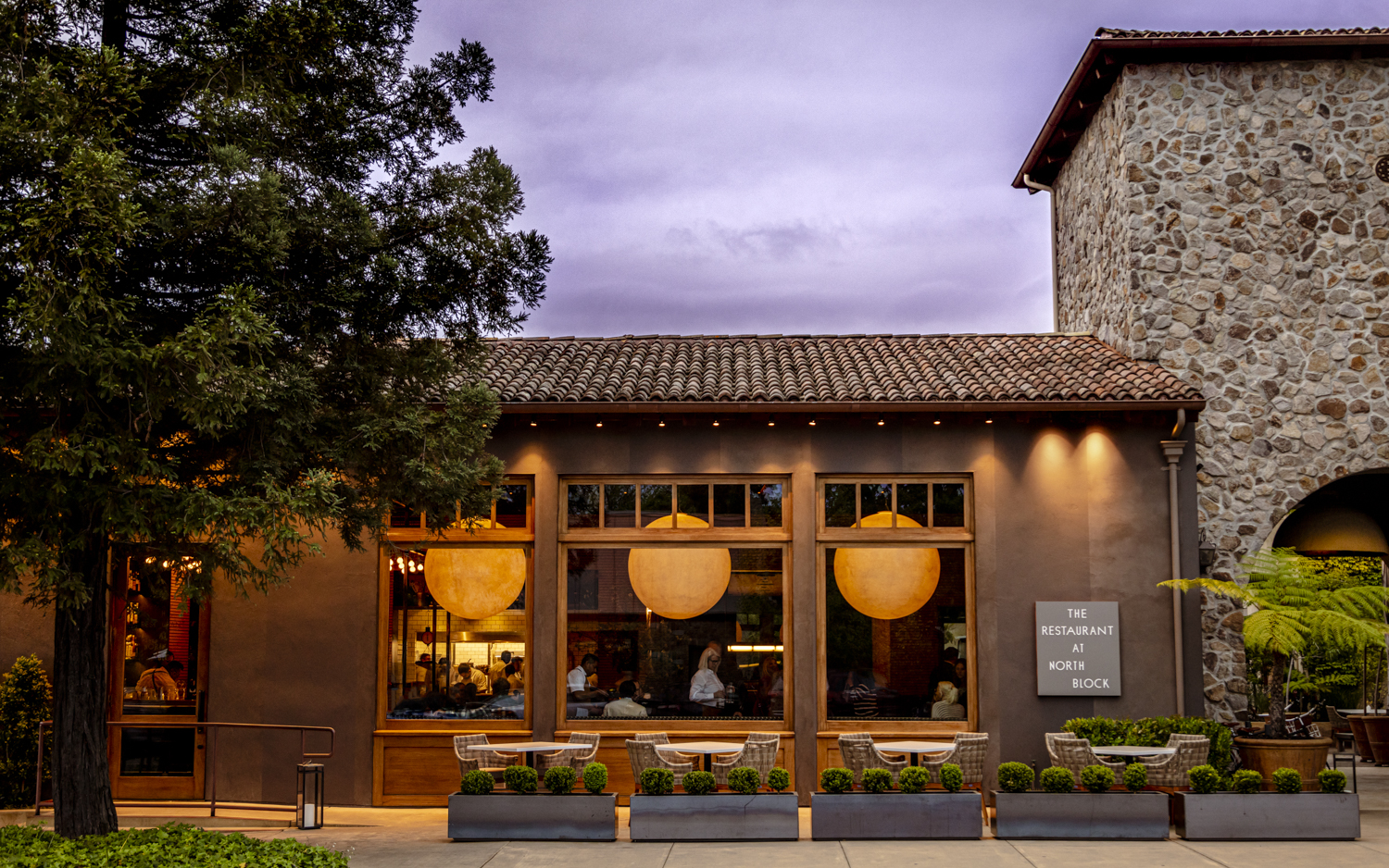 the outside of the north block restaurant.