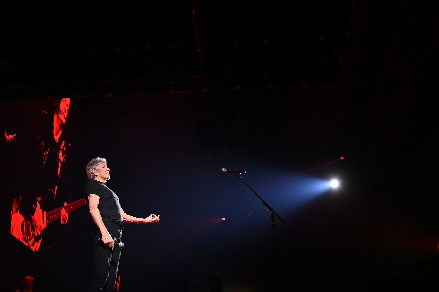 Roger Waters