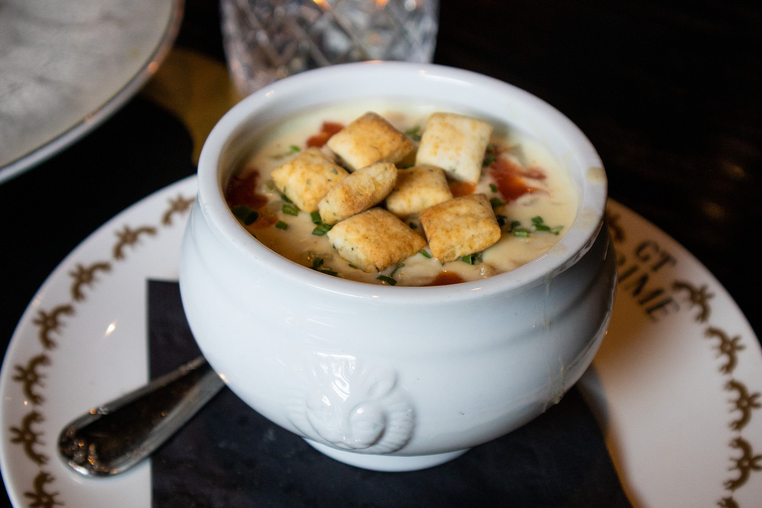 bowl of clam chowder