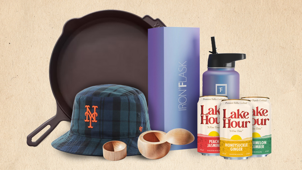 From skillets to salt spheres, this is the best gear and garb to cross our desks (and inboxes) this week. 