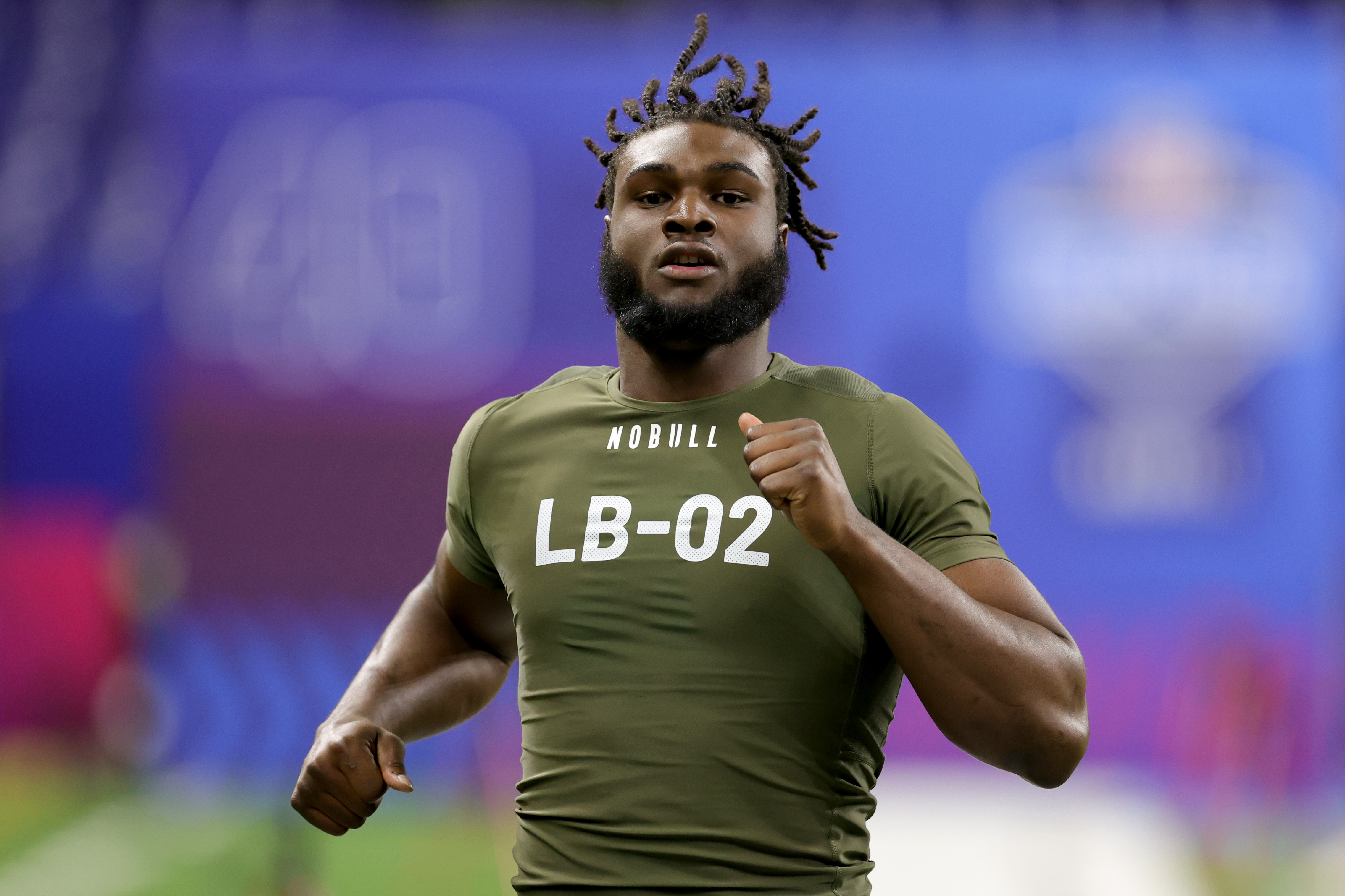 Will Anderson running the 40-yard dash at the NFL Combine.