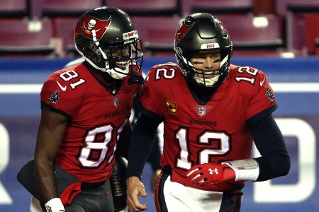 Antonio Brown Can’t Stop Talking About Tom Brady