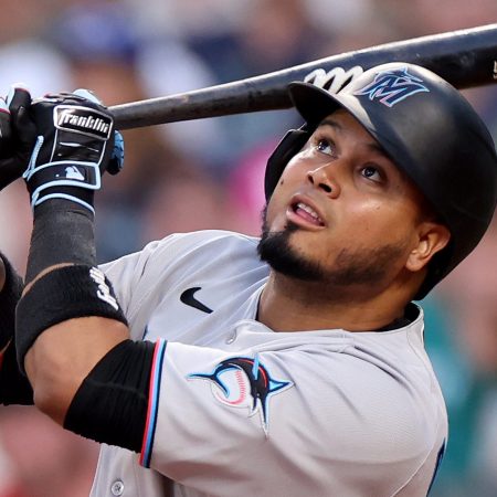 Luis Arraez the Marlins bats against the Mariners.