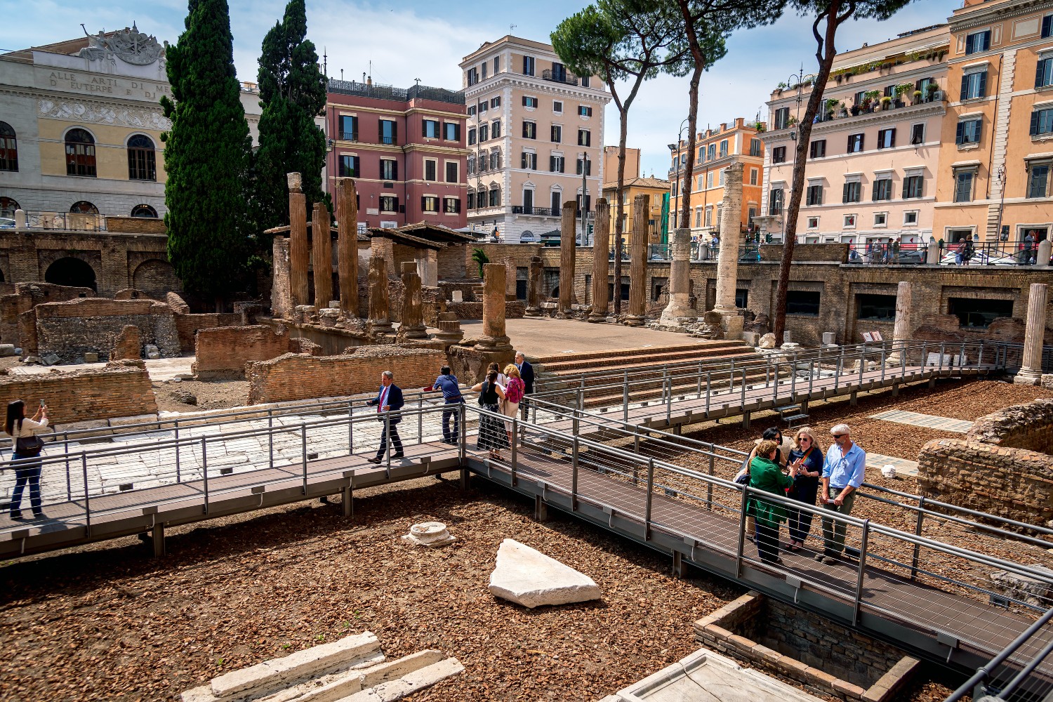 Roman square
