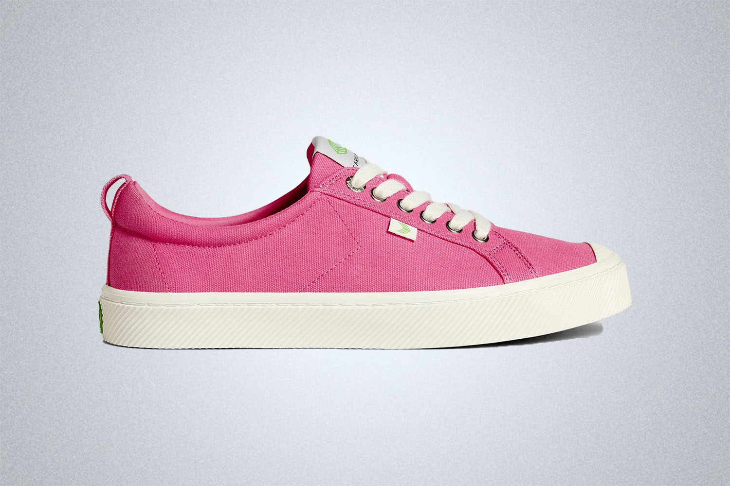 Cariuma Oca Low Sneaker