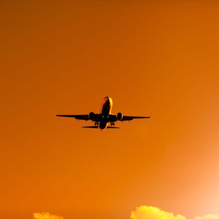 Plane flying in extreme heat