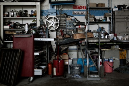 Auto Repairman Charged With Theft of Vintage Cars