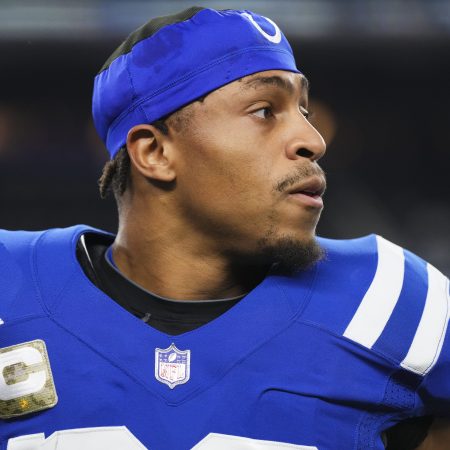 Jonathan Taylor of the Colts warms up against the Dallas Cowboys.
