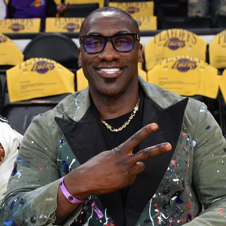 Shannon Sharpe attends an NBA game between the Lakers and Grizzlies.