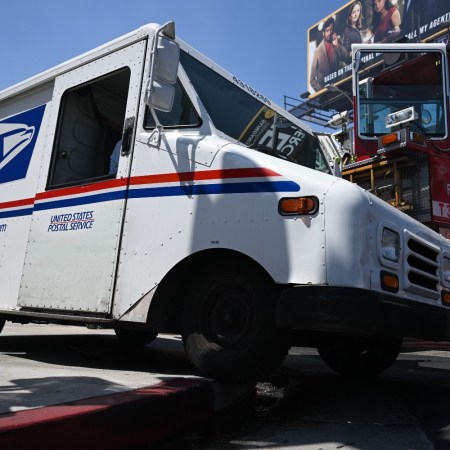 Mail truck