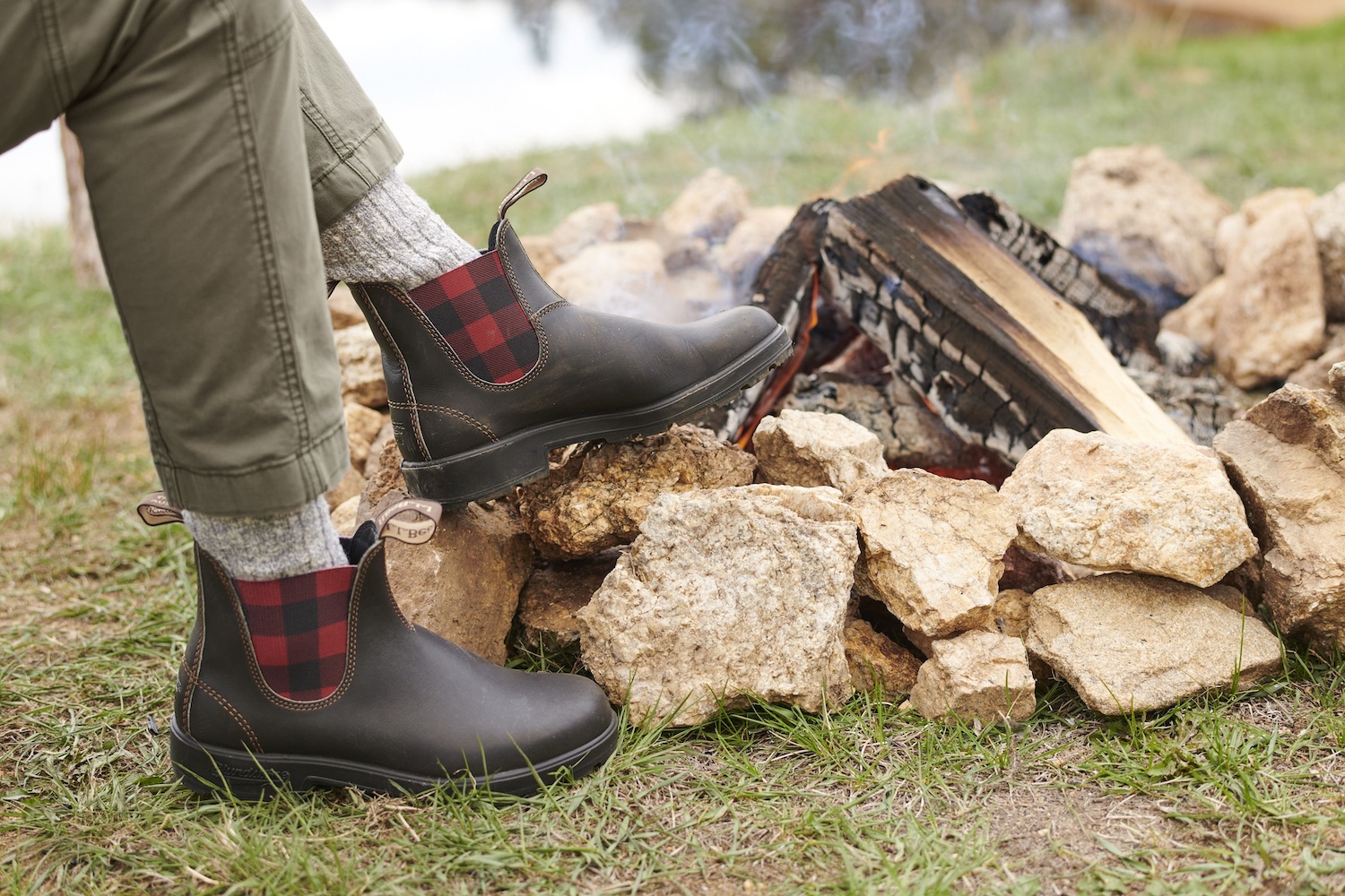 a model wearing the Blundstone x L.L. Bean boots