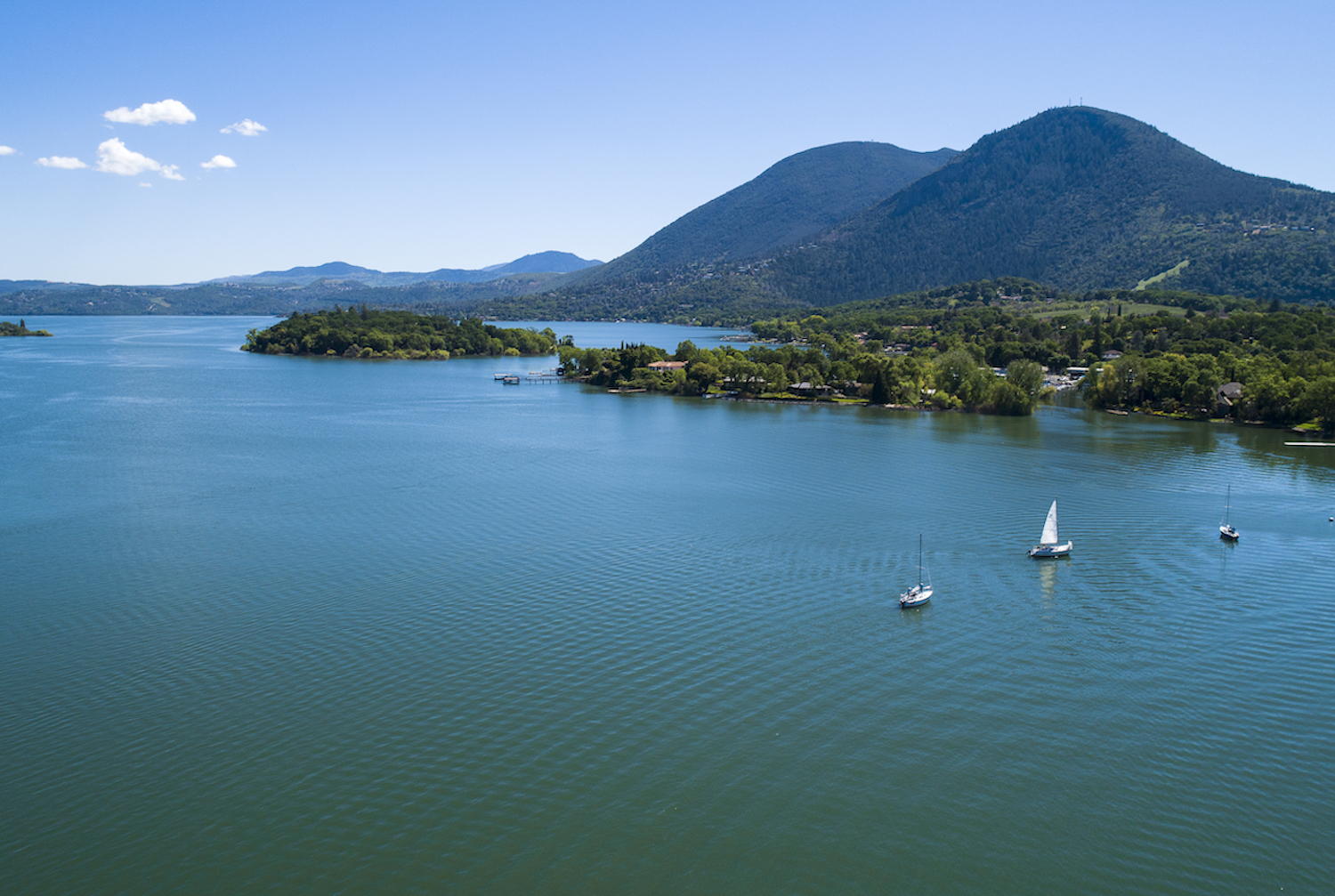 The aerial view of the Buckingham Park on Clear Lake, California.