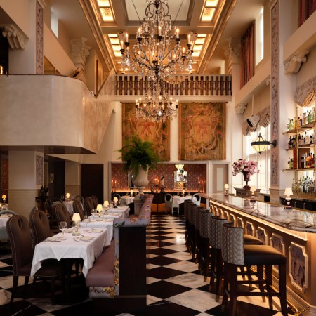 Dining room in Mister Charles.