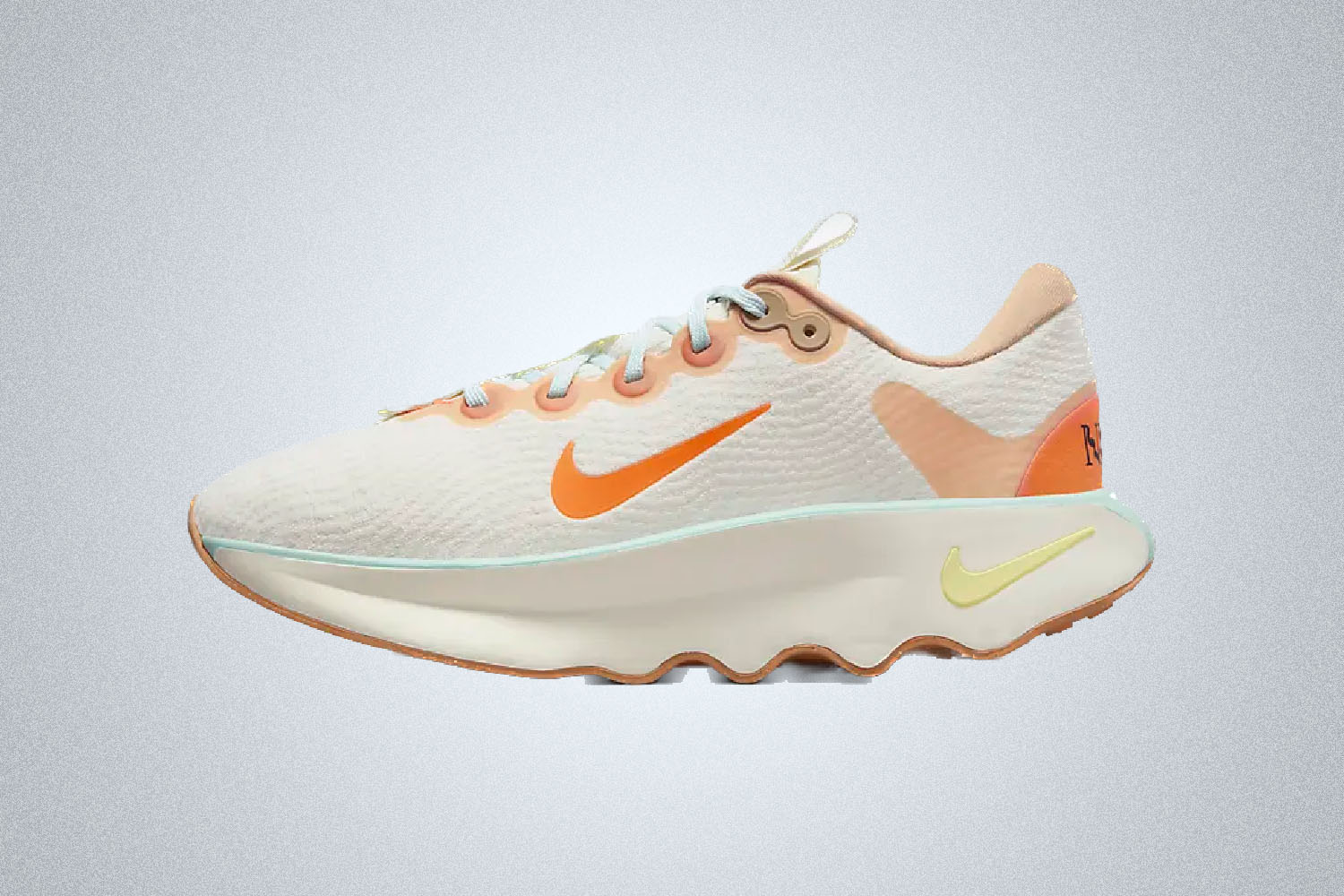 Nike Motiva 