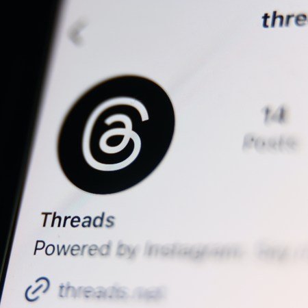 Threads app logo
