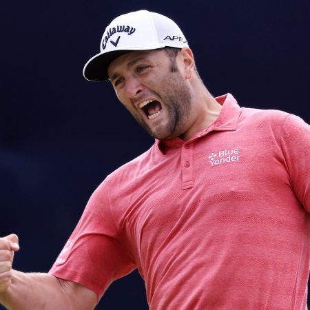 Jon Rahm celebrates making a putt for birdie at the 2021 U.S. Open.