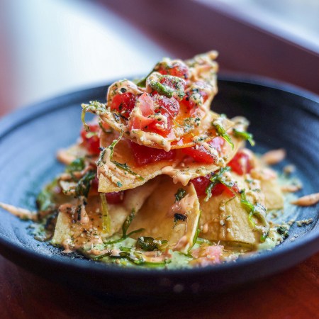 Tuna Poke Nachos in a blue bowl
