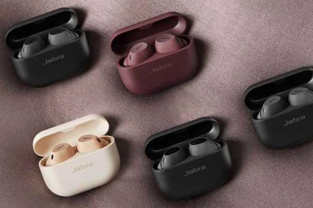 Review: Jabra’s New Elite 8 Active and Elite 10 Are an Ideal Pair