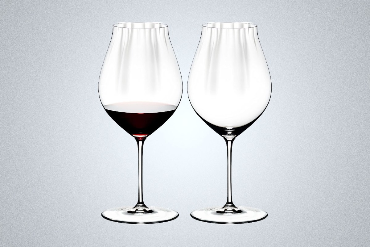 Pinot Noir: Riedel Performance Pinot Noir