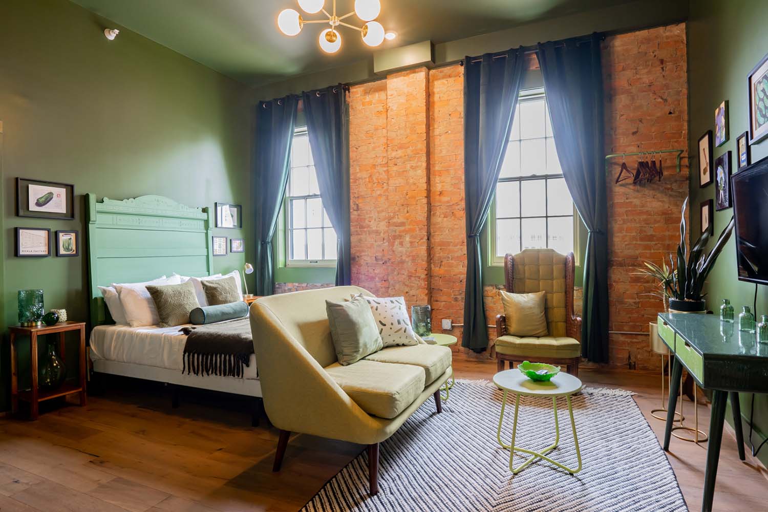 In a Pickle Retro Loft