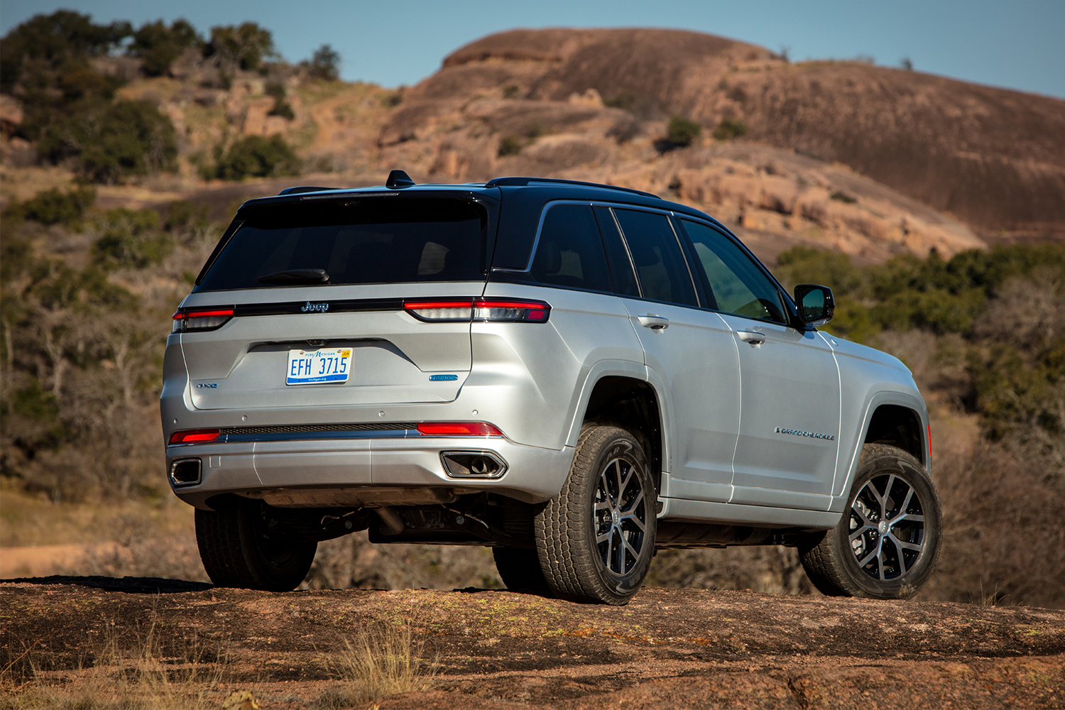 2023 Jeep Grand Cherokee 4xe rear end