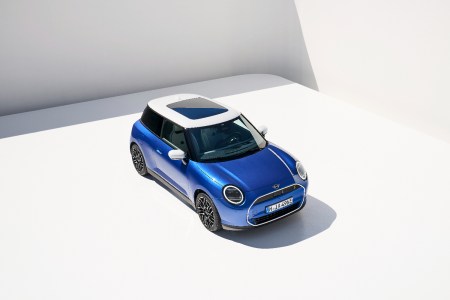 Is the Electric Mini Cooper Ready to Be Taken Seriously?