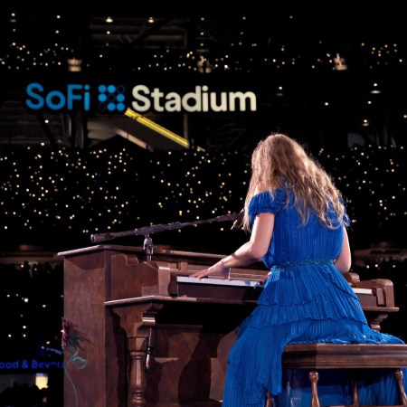 Taylor Swift live
