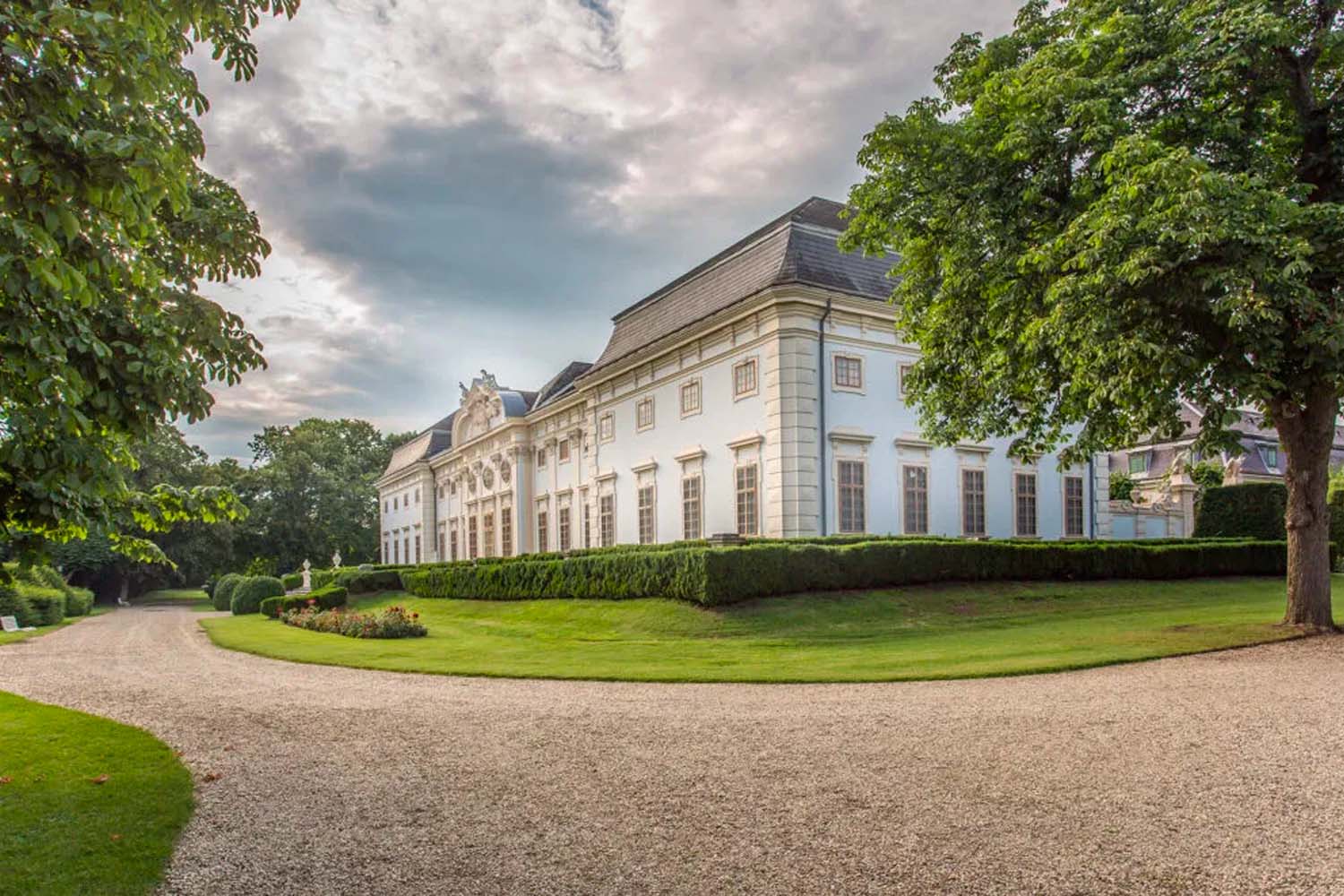 Schloss Halbturn