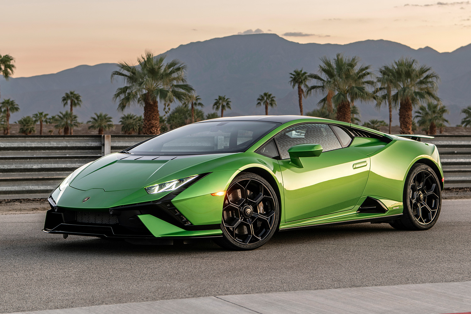 Lamborghini Huracán Tecnica supercar