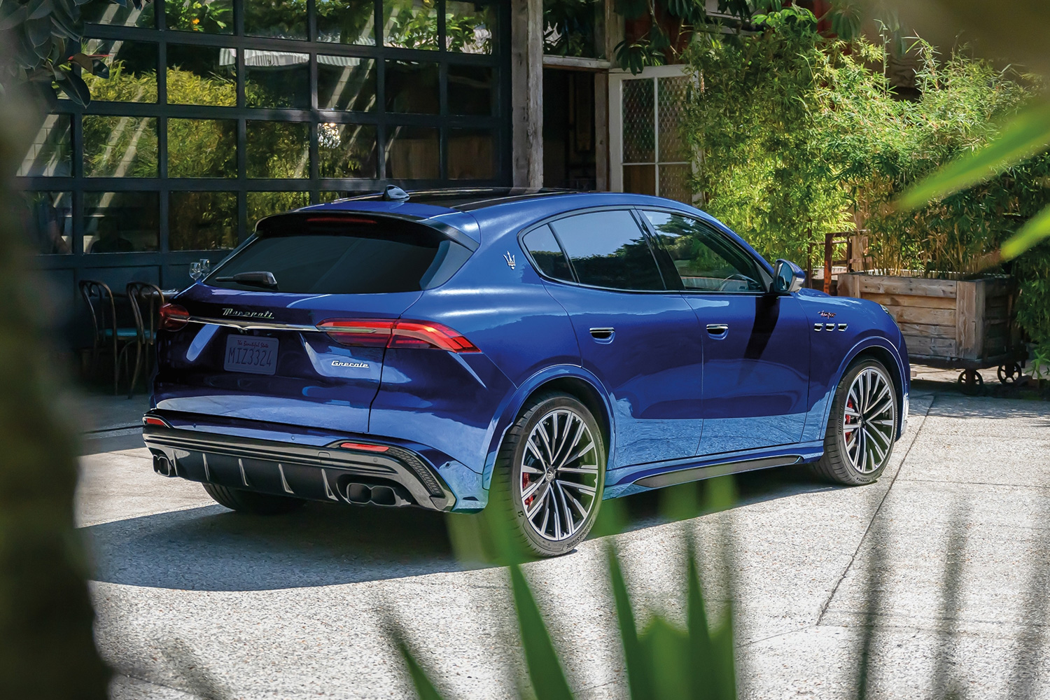 The rear end and right side of the Maserati Grecale Trofeo SUV
