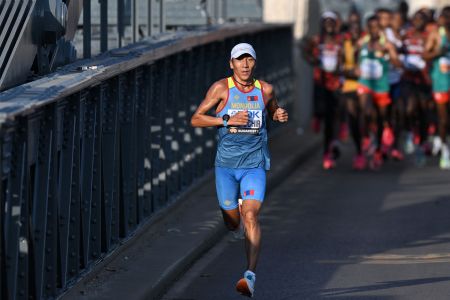 Life Lessons From an Ageless Mongolian Marathoner