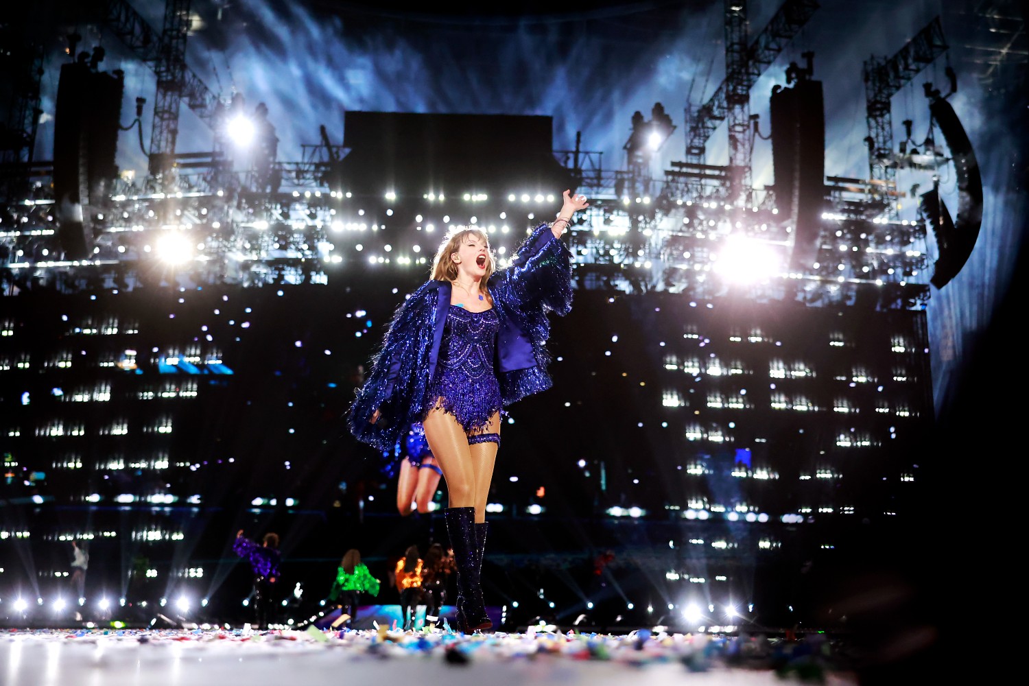 Taylor Swift live