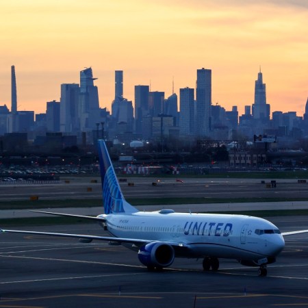 United Airlines plane