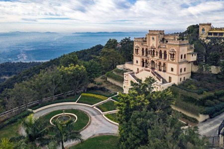 Ananda Palace and Valley