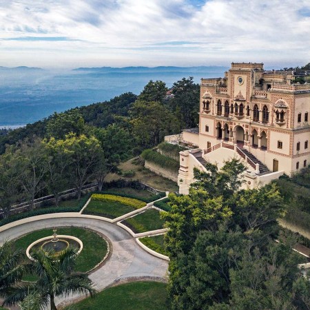 Ananda Palace and Valley