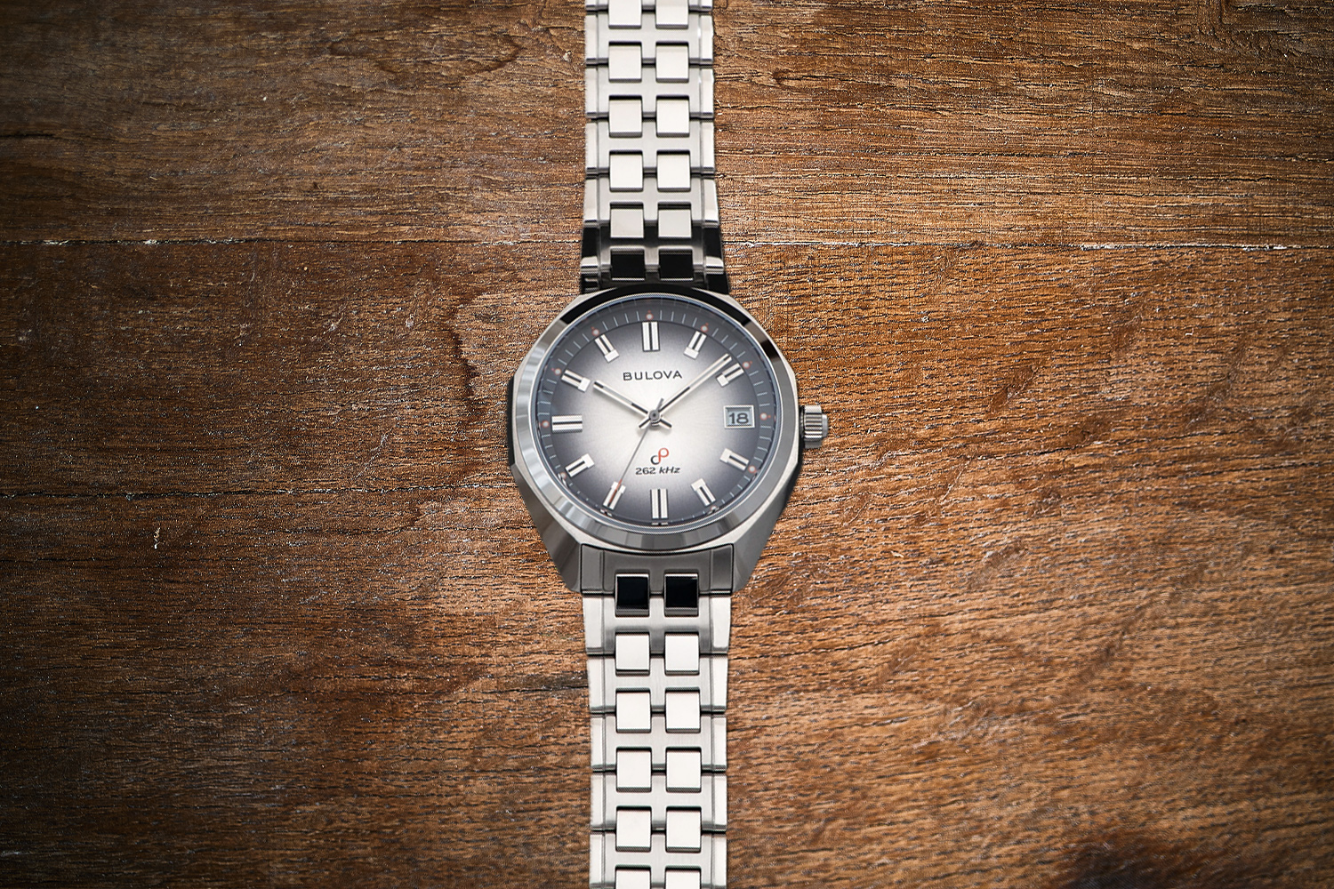 Bulova x Complecto Jet Star