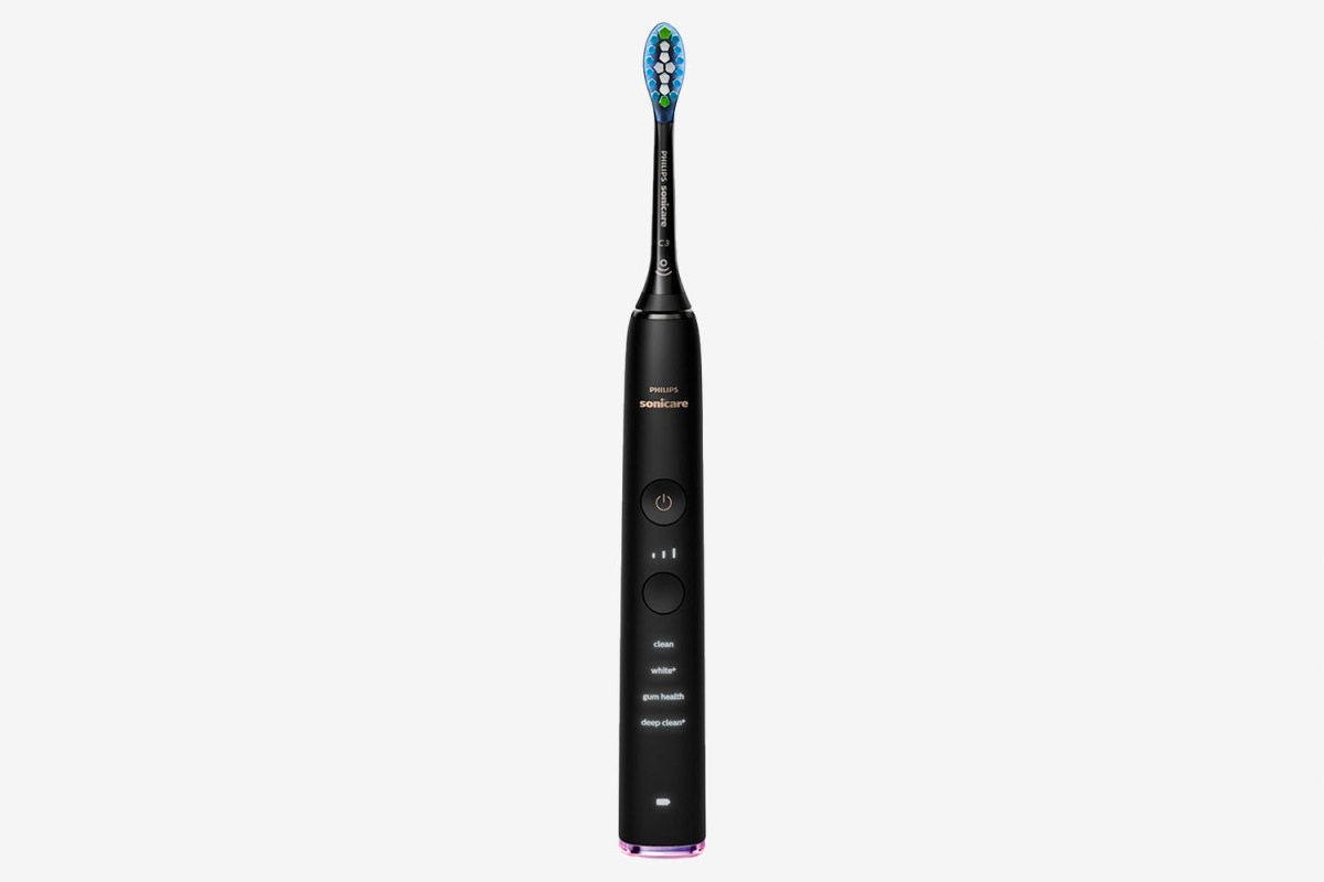 Best Splurge Philips Option: Philips DiamondClean Smart 9300