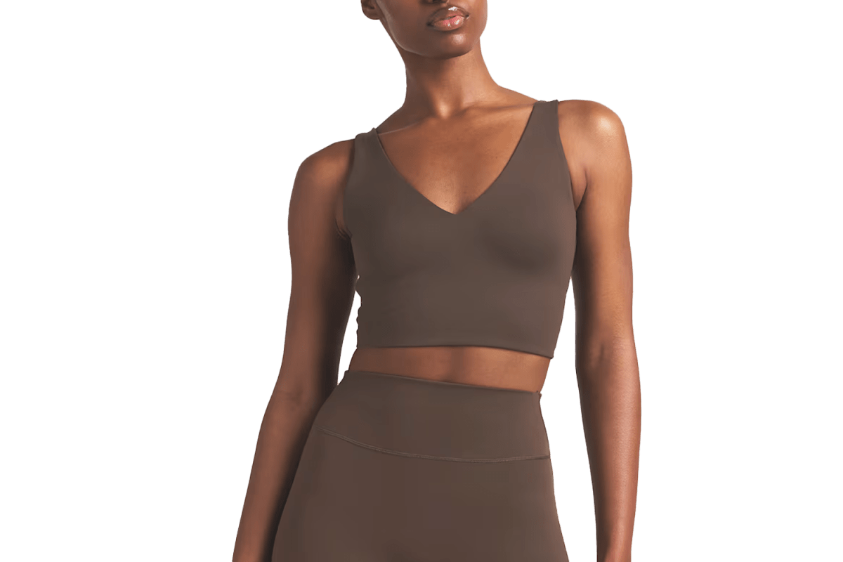 NikeSKIMS Matte Women's V-Neck Long-Line Bra