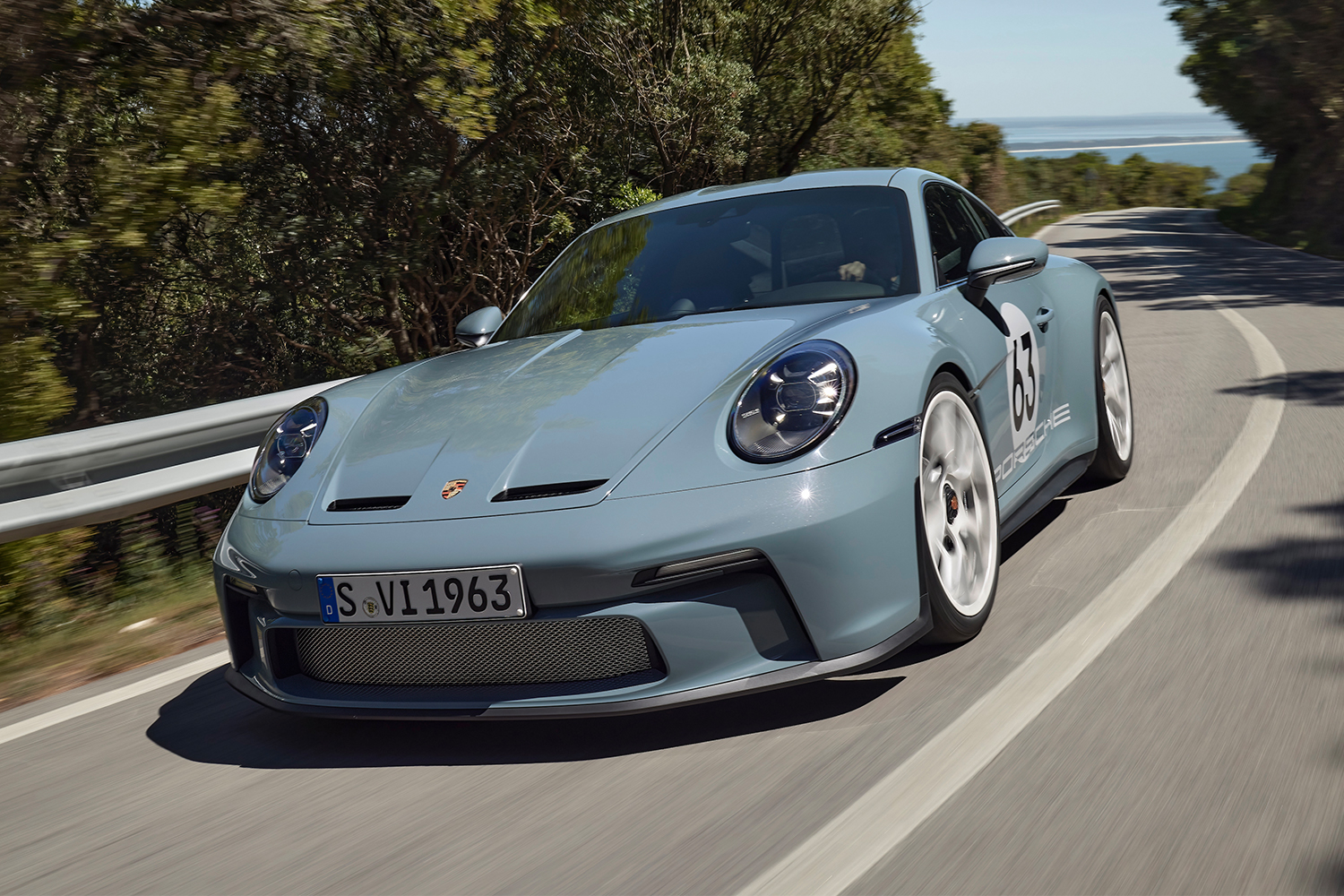 Porsche 911 S/T