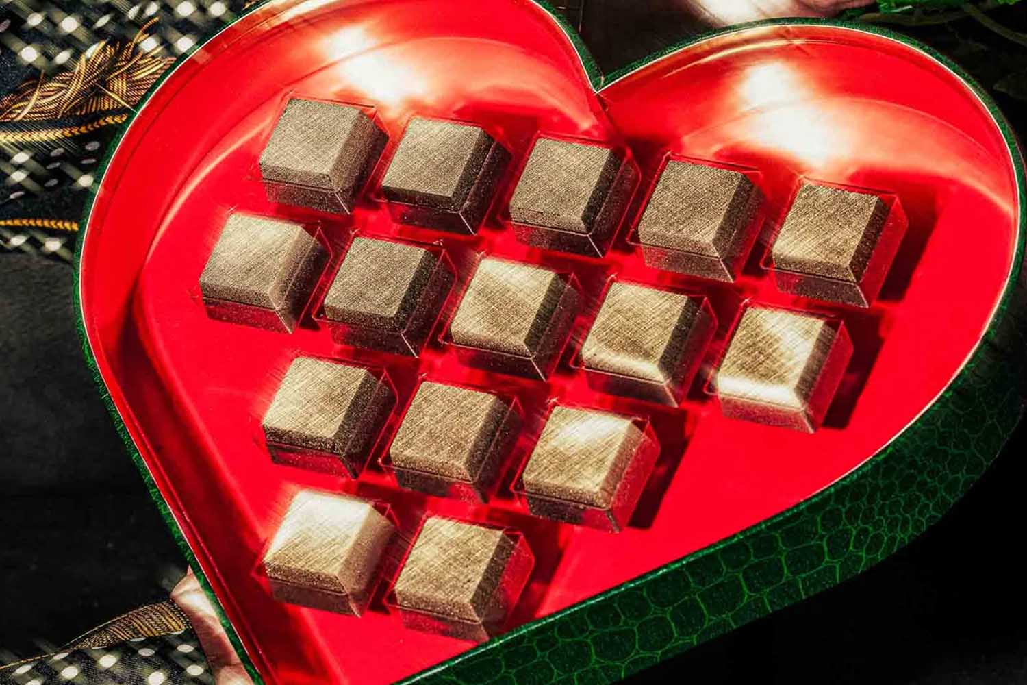 Compartes Valentine’s Day 24 Karat Gold Moet Champagne Chocolates Box