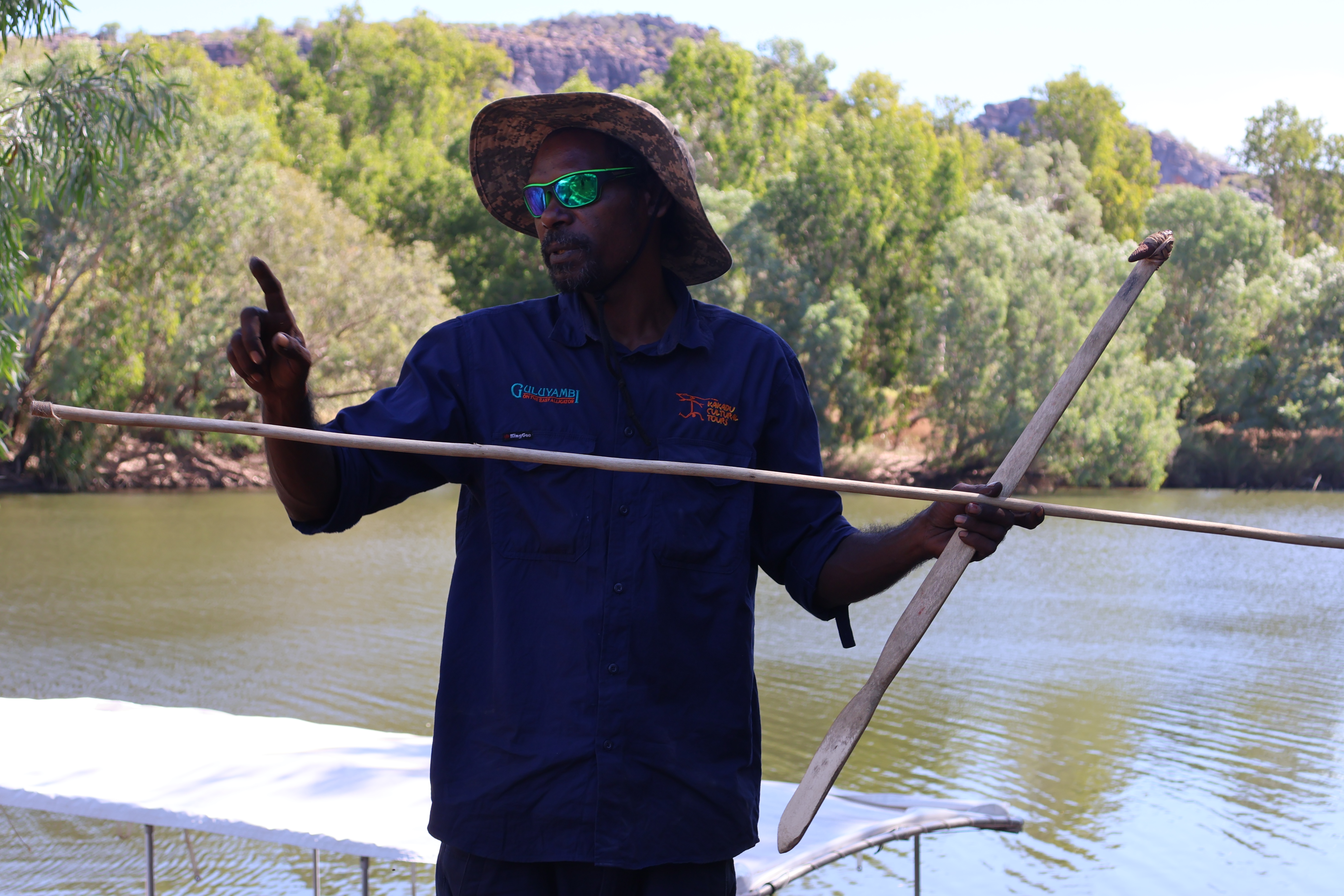 A demonstration by a Guluyambi Cultural Cruise guide