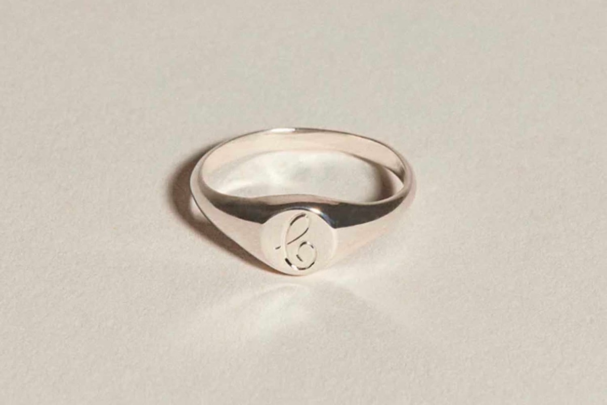 J. Hannah Demi Signet