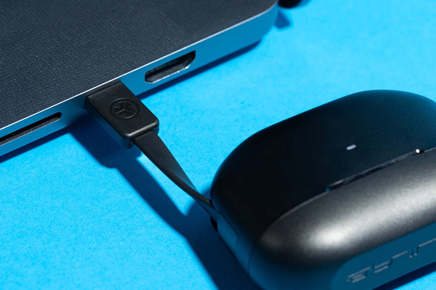 JLab JBuds built-in USB-C cord