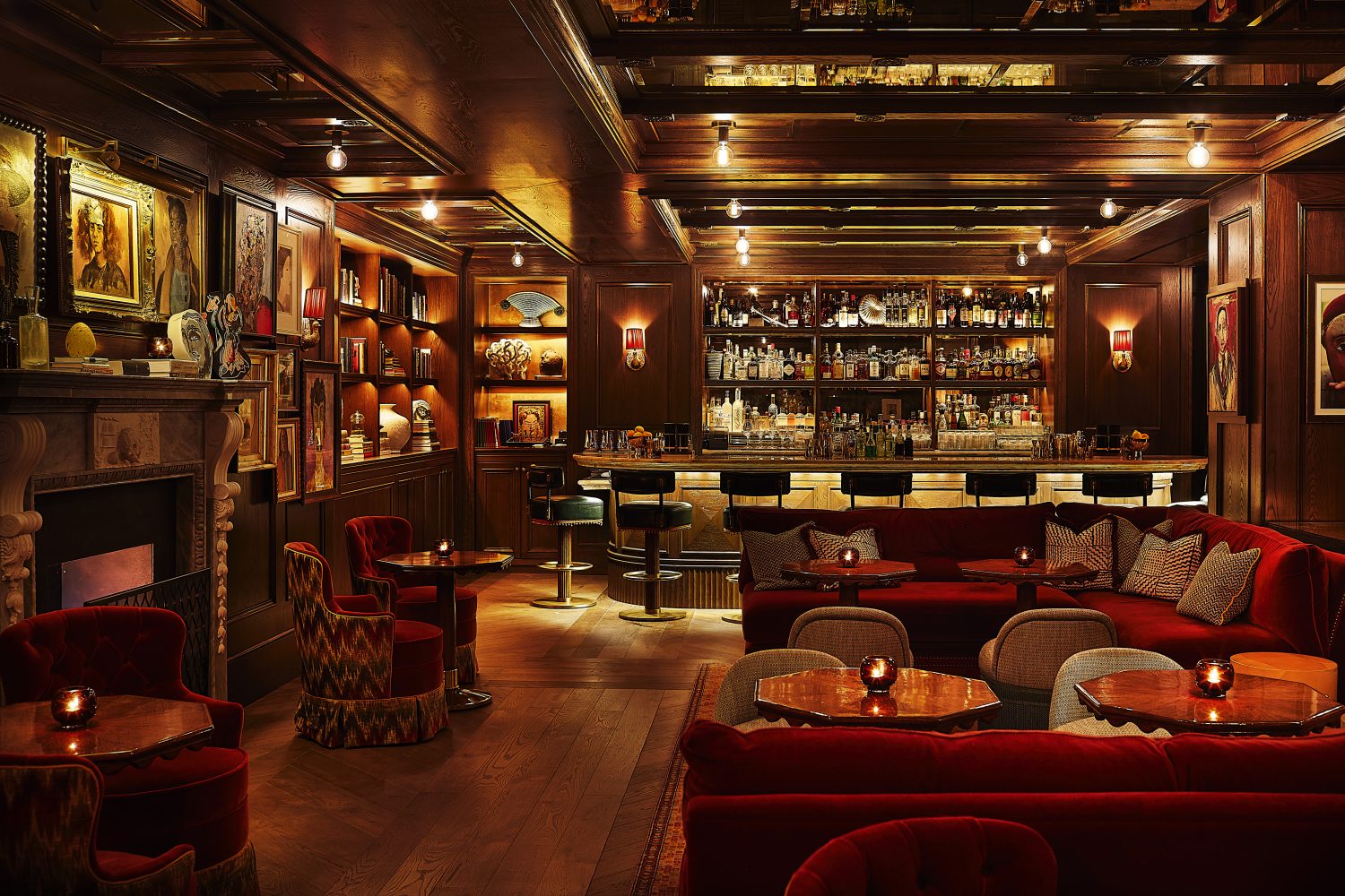 hotel bar