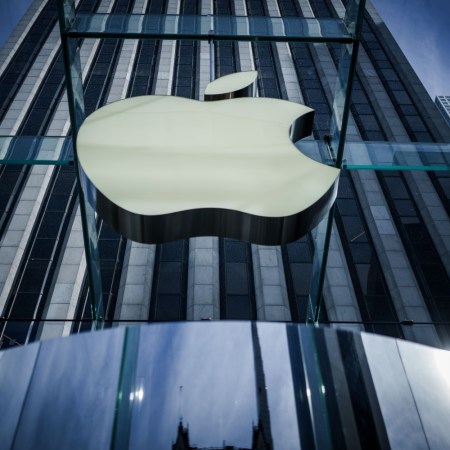 Apple logo