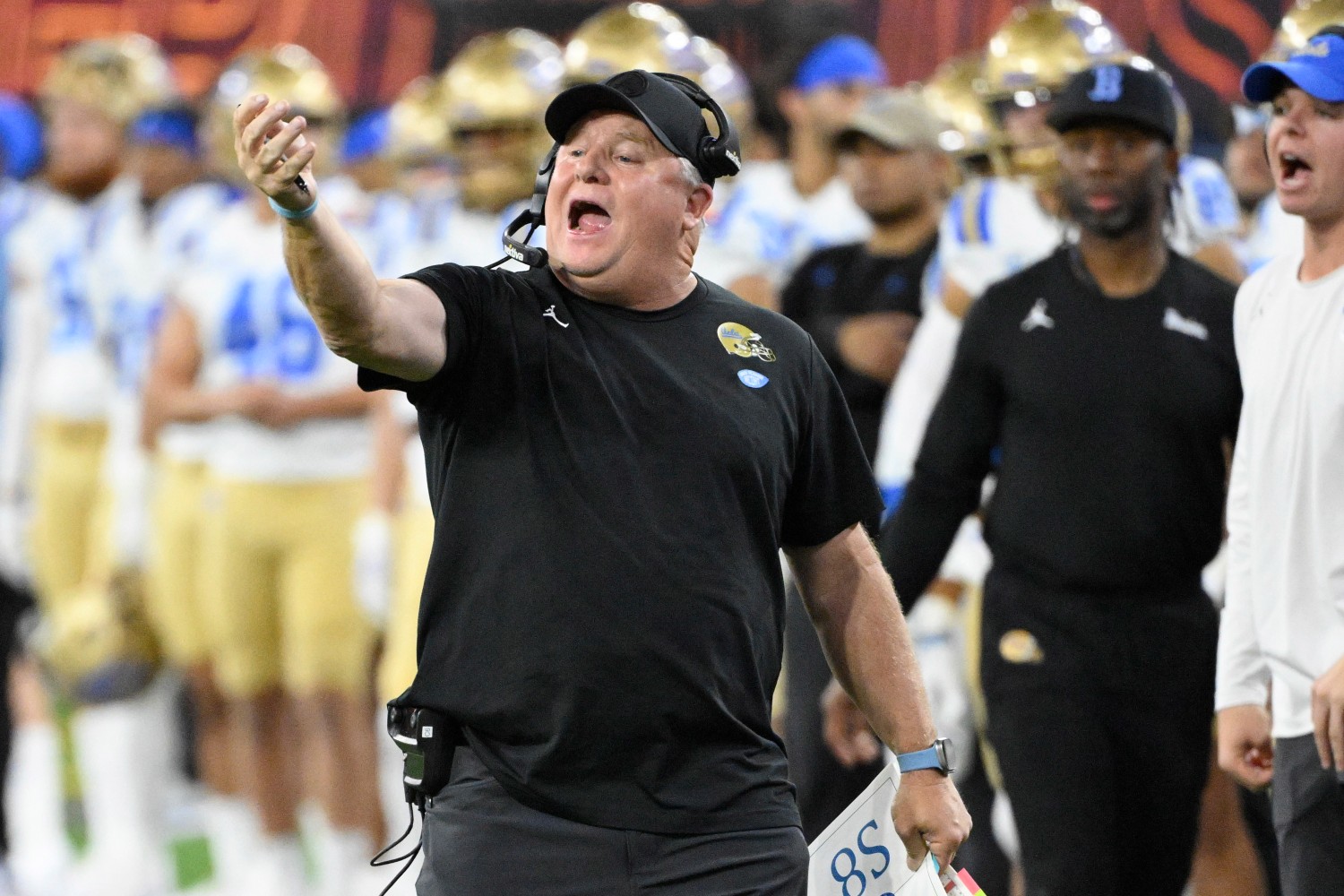 Chip Kelly coaching