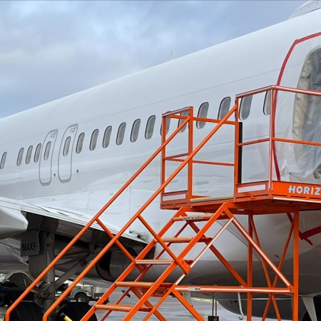 Alaska Airlines flight missing door plug
