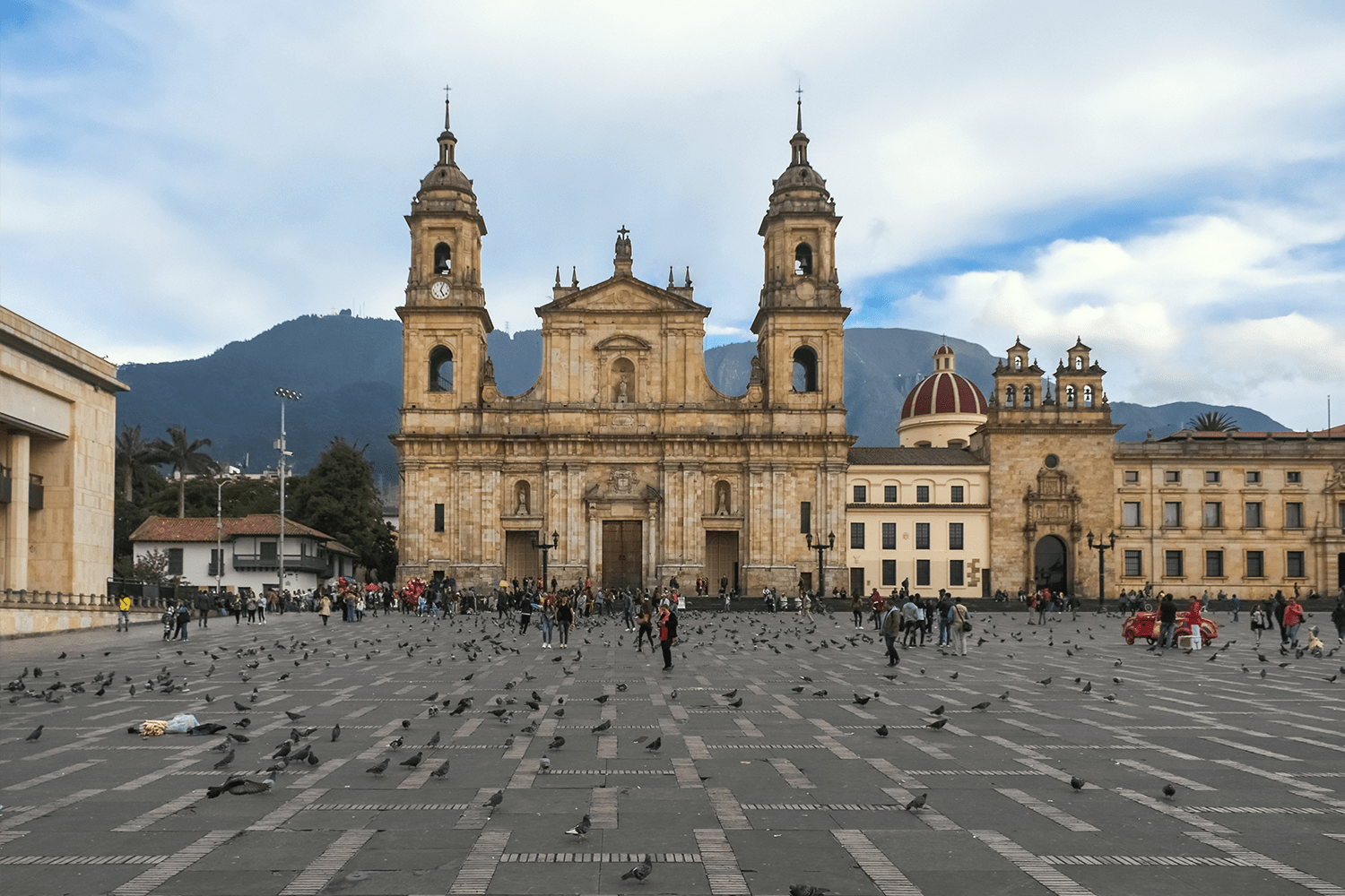 Primatial Cathedral of Bogotá and Capilla del Sagrario in Bolivar Square